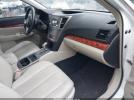 Subaru Outback 2.5i Limited Image 6