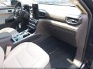 Ford Explorer Platinum Image 4