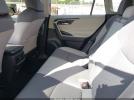 Toyota RAV4 Xle Image 4