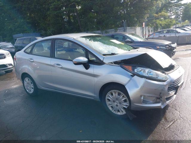  Salvage Ford Fiesta