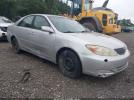 Toyota Camry Le Image 4
