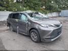 Toyota Sienna Le Image 1