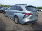 Toyota Sienna Le Image 2