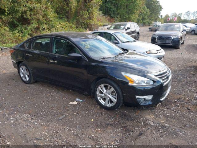  Salvage Nissan Altima