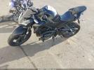 Kawasaki Zr900 Image 8