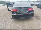 Toyota Camry Le Image 11