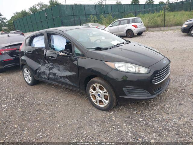  Salvage Ford Fiesta