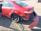 Toyota Camry Le Image 8