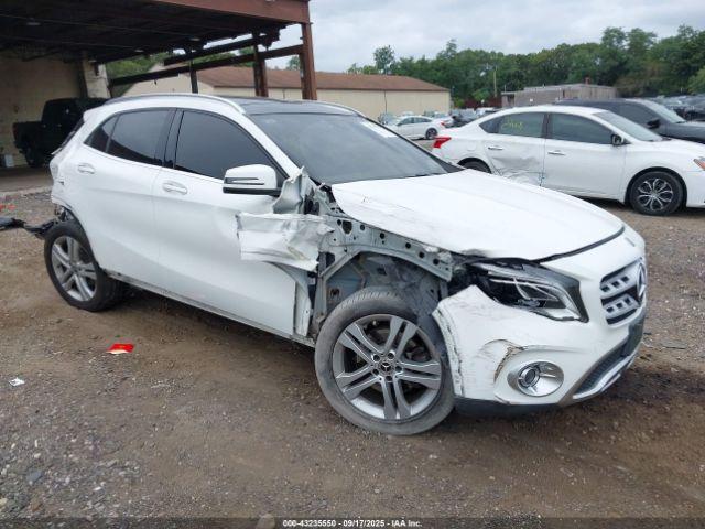  Salvage Mercedes-Benz GLA