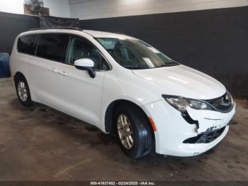  Salvage Chrysler Voyager