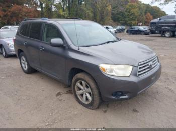  Salvage Toyota Highlander