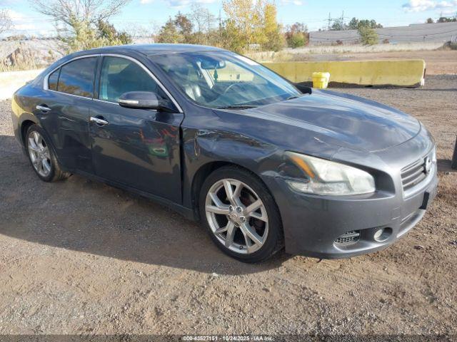  Salvage Nissan Maxima
