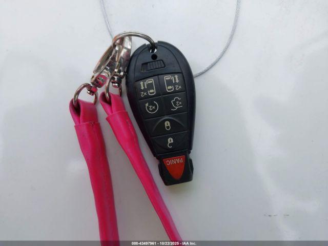 Dodge Grand Caravan Gt Image 3