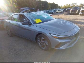  Salvage Hyundai ELANTRA