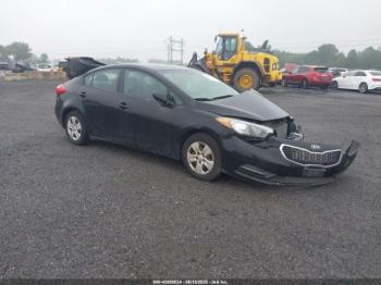  Salvage Kia Forte