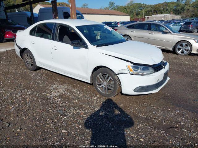  Salvage Volkswagen Jetta