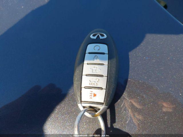 INFINITI Qx Image 15