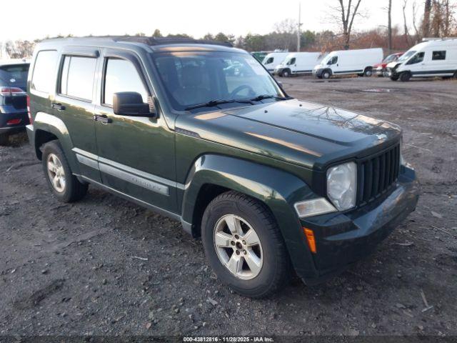  Salvage Jeep Liberty
