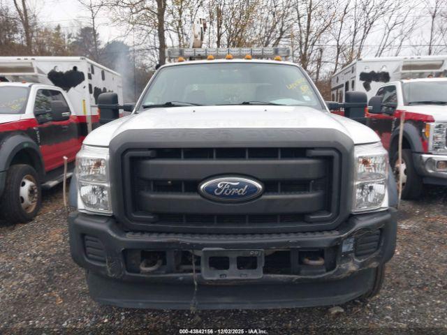 Ford F-550 Xl Image 11