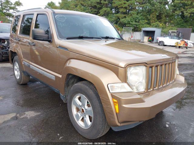  Salvage Jeep Liberty