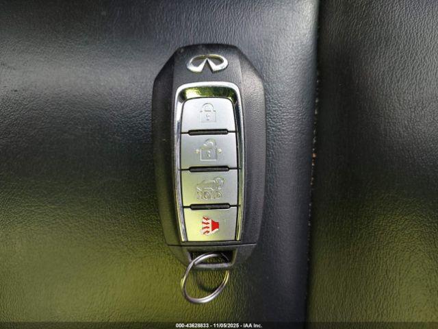 INFINITI Qx Pure Image 3