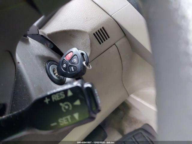 Toyota Corolla Le Image 7