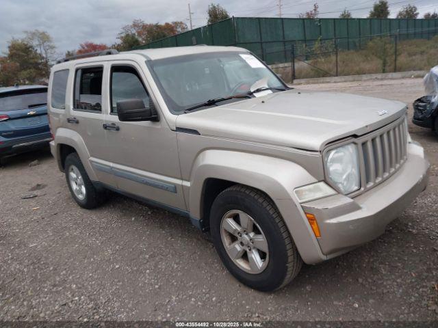  Salvage Jeep Liberty