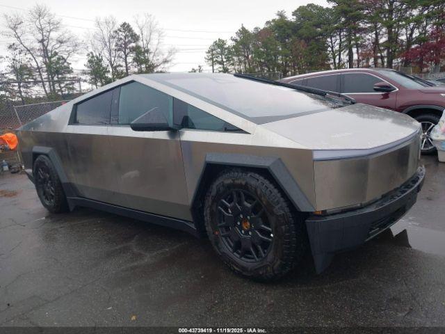  Salvage Tesla Cybertruck