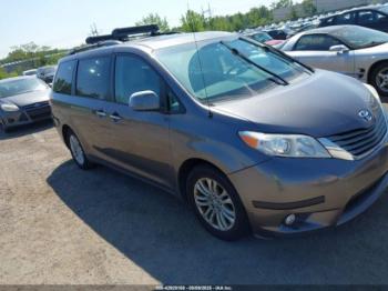  Salvage Toyota Sienna