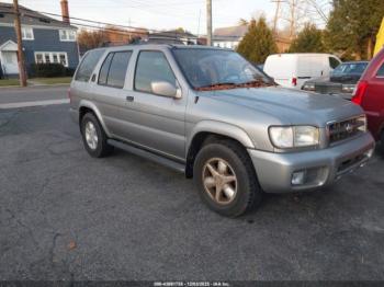  Salvage Nissan Pathfinder