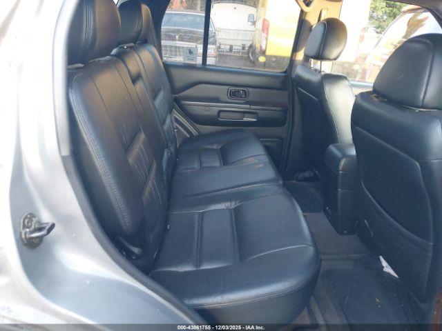 Nissan Pathfinder Le Image 10