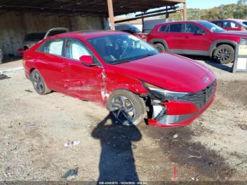  Salvage Hyundai ELANTRA