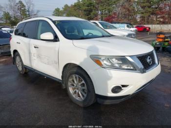  Salvage Nissan Pathfinder