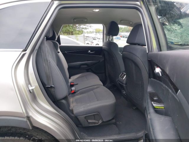 Kia Sorento 2.4l Lx Image 2