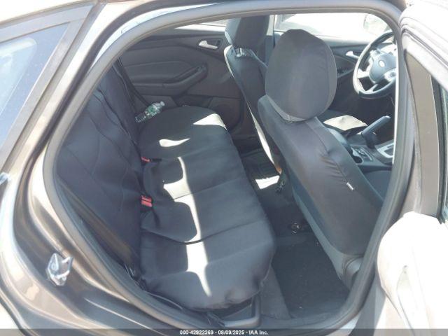 Ford Focus Se Image 5