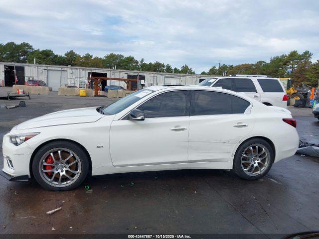 INFINITI Q50 3.0t Luxe Image 13