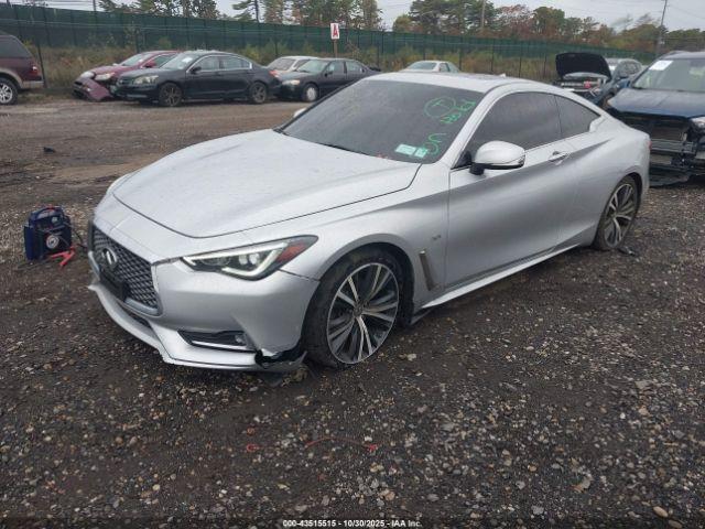 INFINITI Q60 3.0t Luxe Image 8