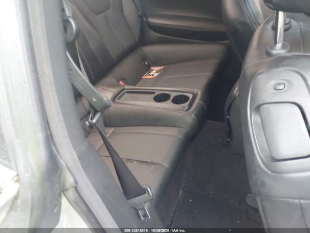 INFINITI Q60 3.0t Luxe Image 14