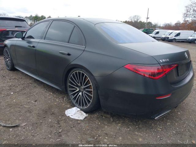 Mercedes-Benz S-Class 4matic Image 4