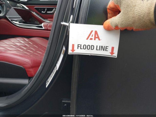 Mercedes-Benz S-Class 4matic Image 6