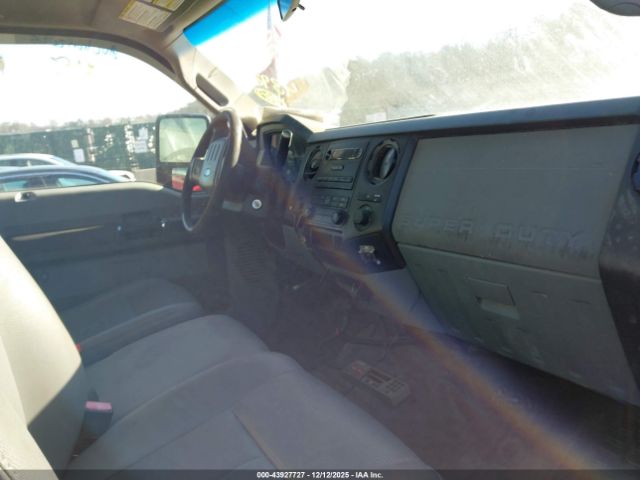 Ford F-250 Xl Image 8