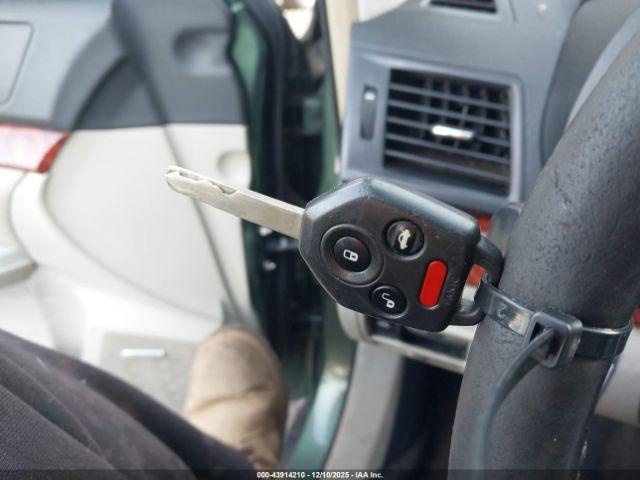 Subaru Outback 2.5i Limited Image 12