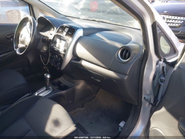 Nissan Versa Image 8