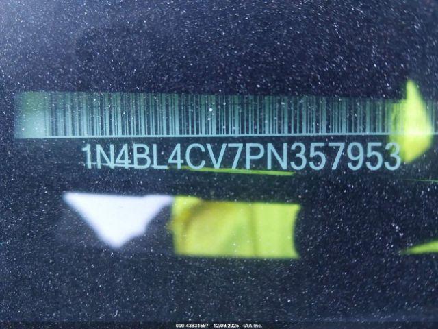 Nissan Altima Sr Fwd Image 2