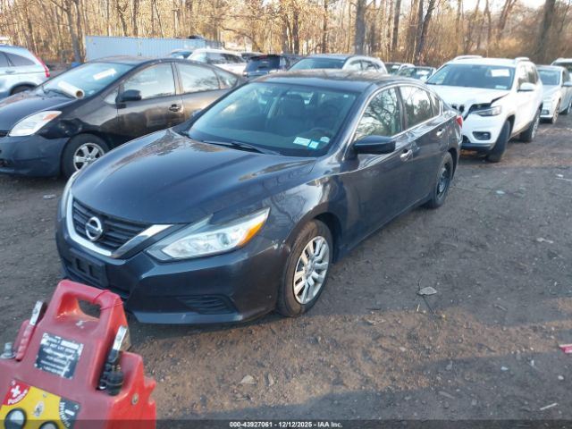 Nissan Altima 2.5 S Image 9