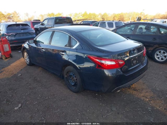 Nissan Altima 2.5 S Image 3