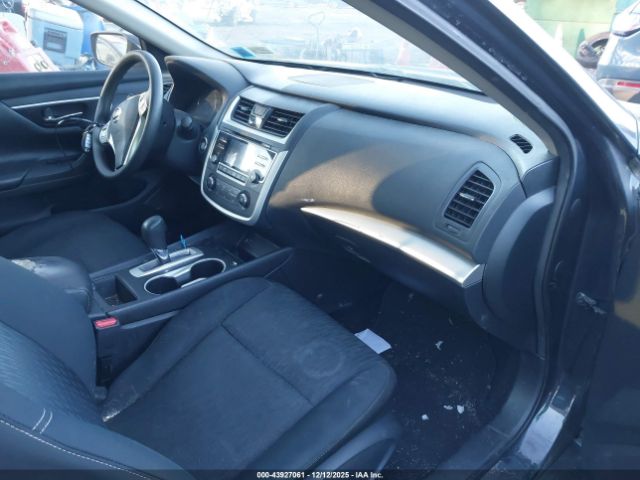 Nissan Altima 2.5 S Image 5