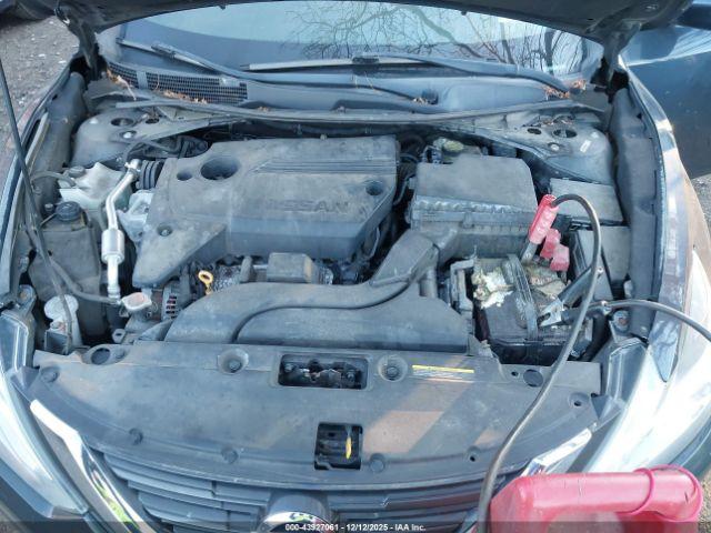 Nissan Altima 2.5 S Image 11