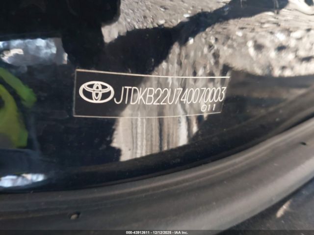 Toyota Prius Image 12