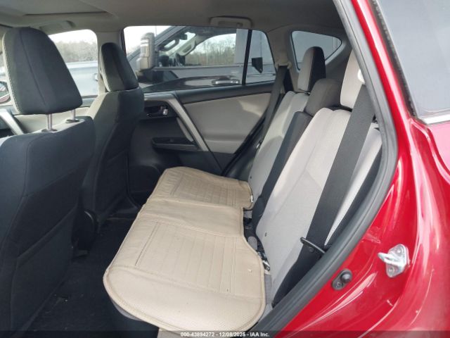 Toyota RAV4 Xle Image 6